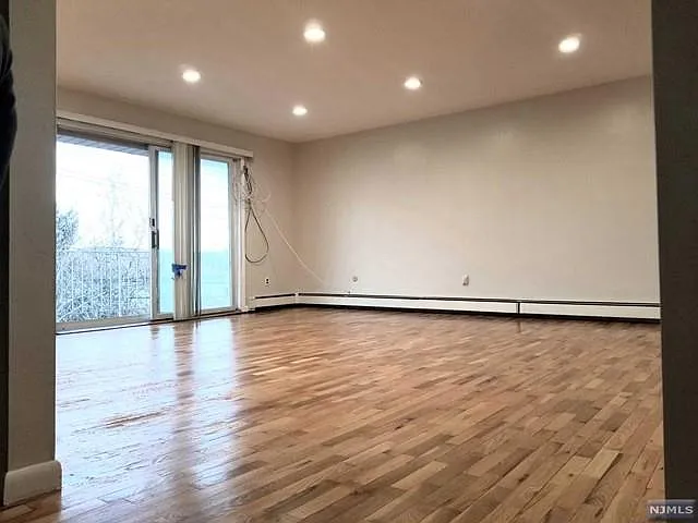 475 North Ave #2 — Photo 3
