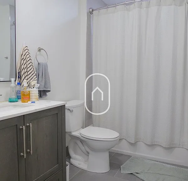 1920 Washington St #3 — Photo 14