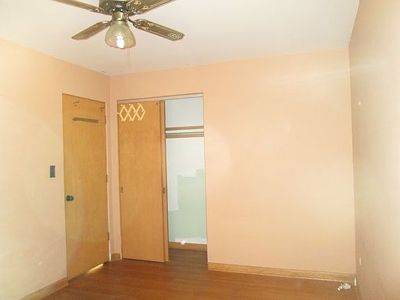 3rd image of 2247 9th Pkwy