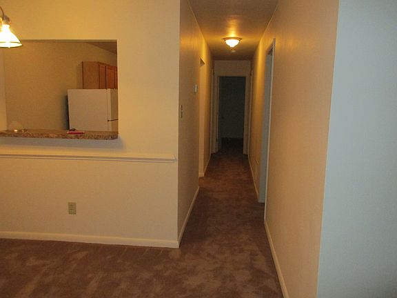 2nd image of 6 Tall Pine Dr APT B