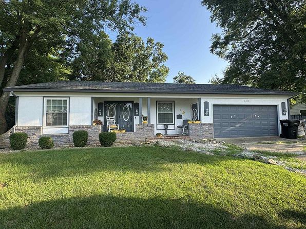 1218 Woodlawn Dr