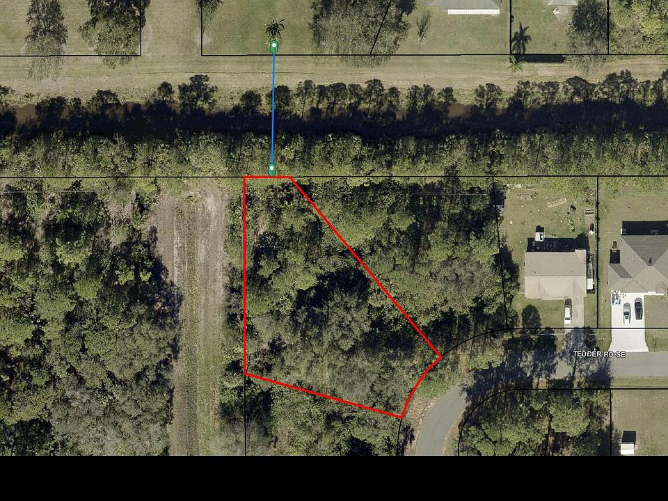2nd image of 893 Tedder Rd SE