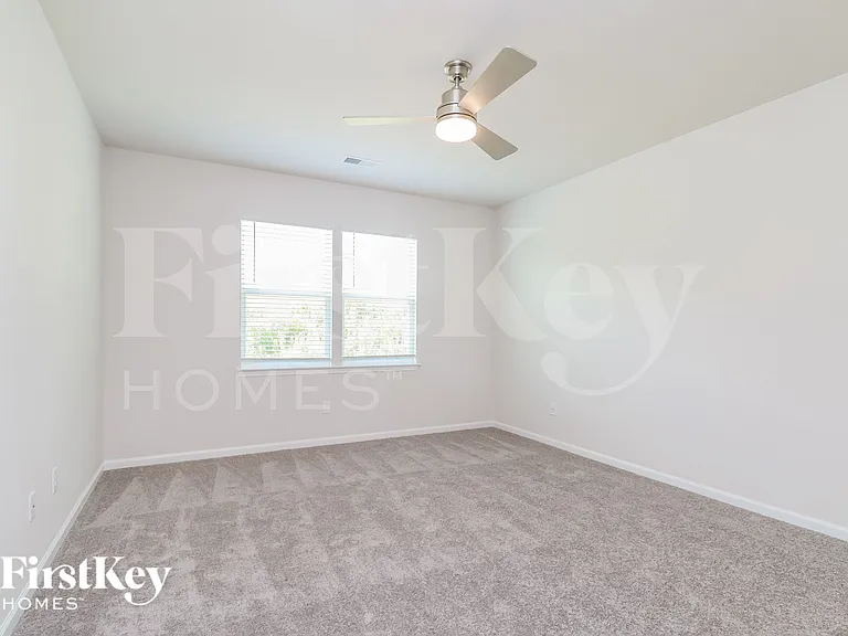 627 Goldburn Way — Photo 7