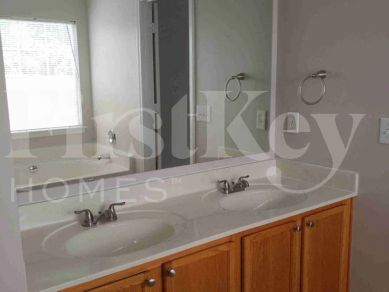 3760 Thornaby Cir — Photo 18