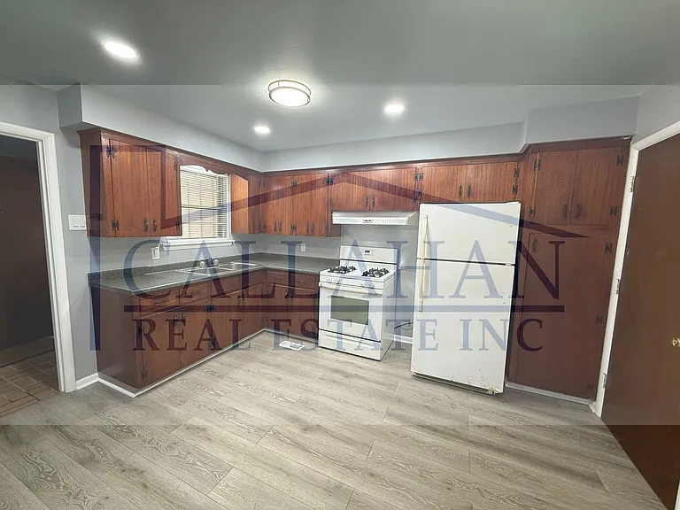 119 Texas Ave — Photo 8