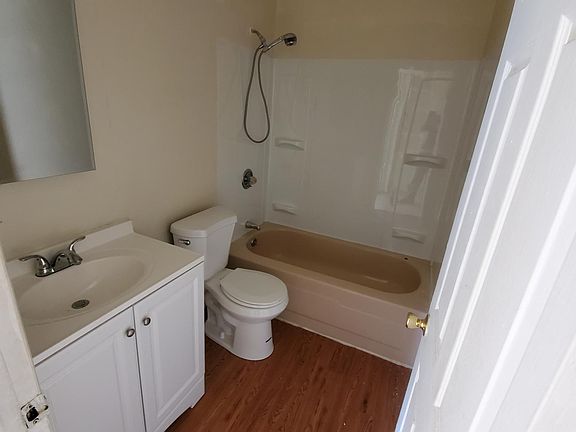 3rd image of 1731 Fountain Rock Way