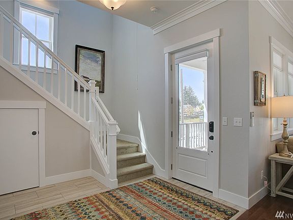 3rd image of 7 Blueberry Ln