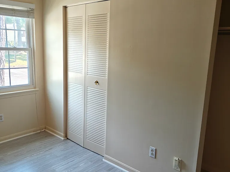 8816 Hunter Ridge Dr — Photo 3