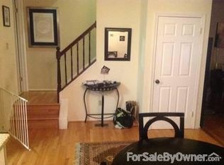 703 Ivy League Ln, Rockville, MD 20850