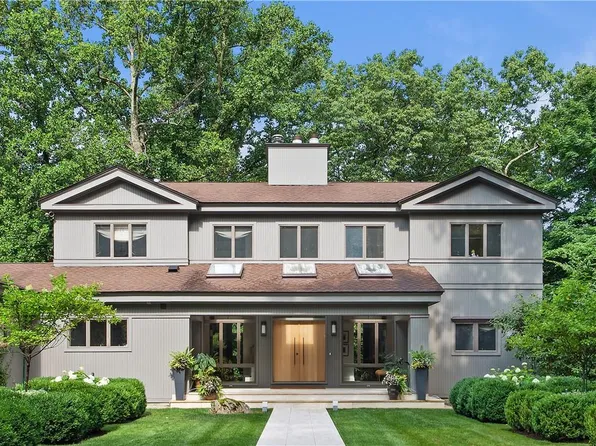 42 Neustadt Lane, Chappaqua, NY 10514