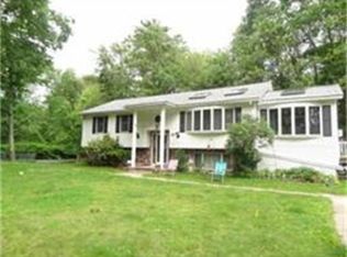 27 McDonald Rd, Wilmington, MA 01887
