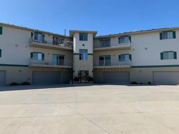 5855 24th St S APT 205, Fargo, ND 58104