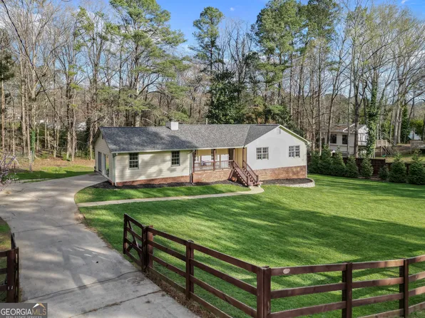 5183 Sugar Ridge Dr, Buford, GA 30518