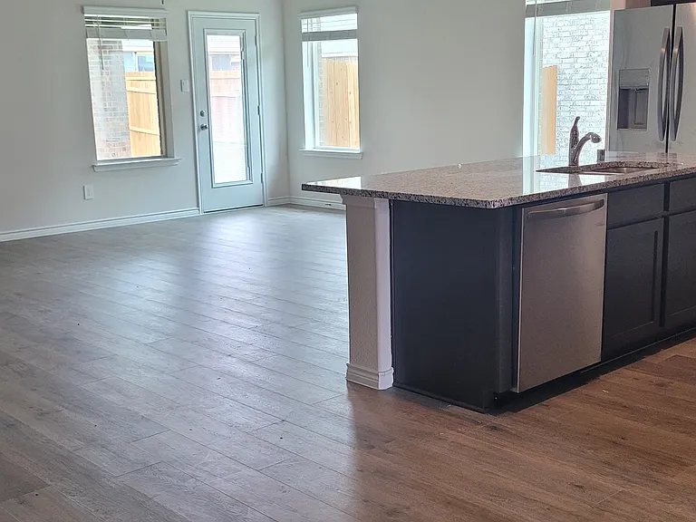 509 Range Rd — Photo 6