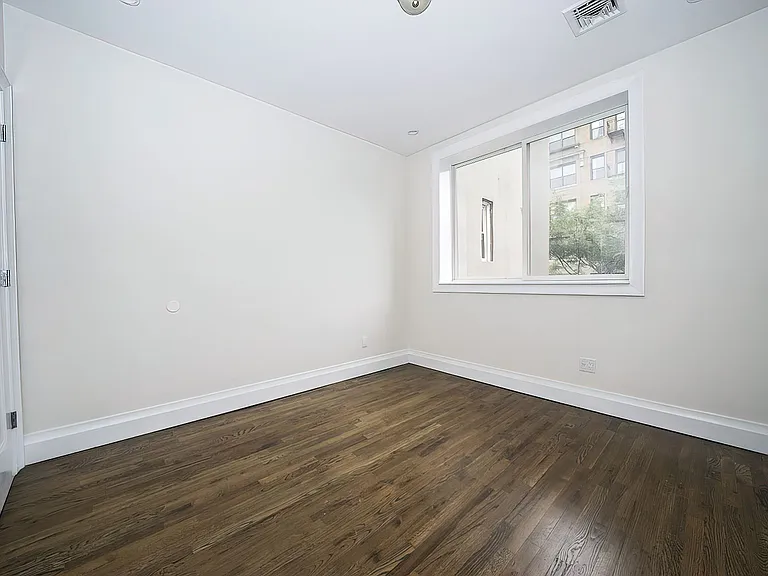 120 S 2nd St #3A — Photo 8