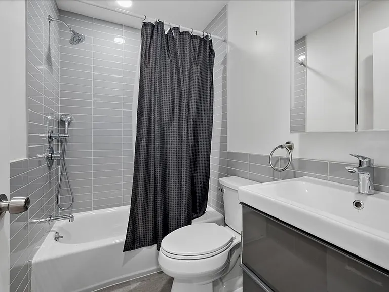 727 Warburton Ave #3 — Photo 9