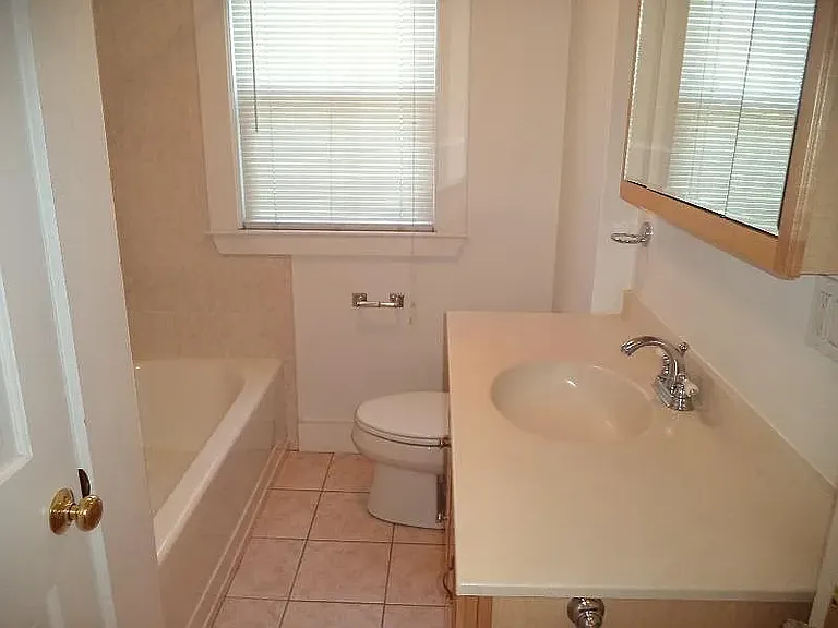 38 Harvard Rd #1 — Photo 8