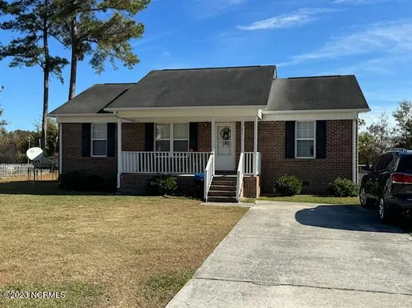 1305 Brentwood Drive, Kinston, NC 28504