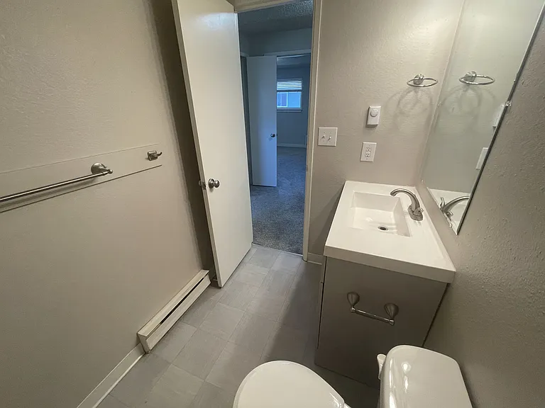 1608 Washington St #9 — Photo 7