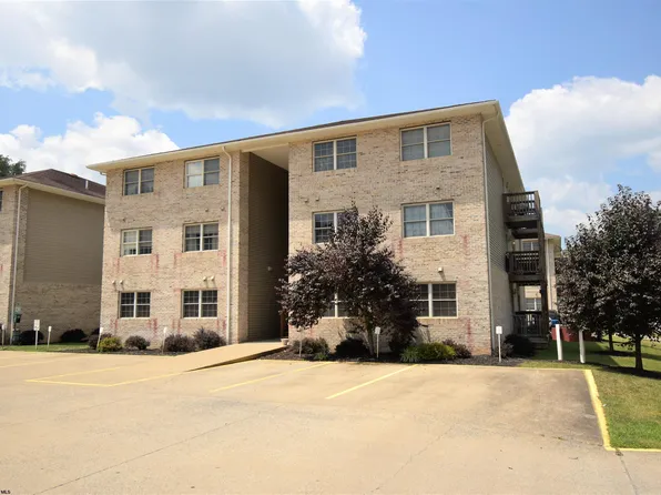 421 Creekside Dr #421, Morgantown, WV 26508