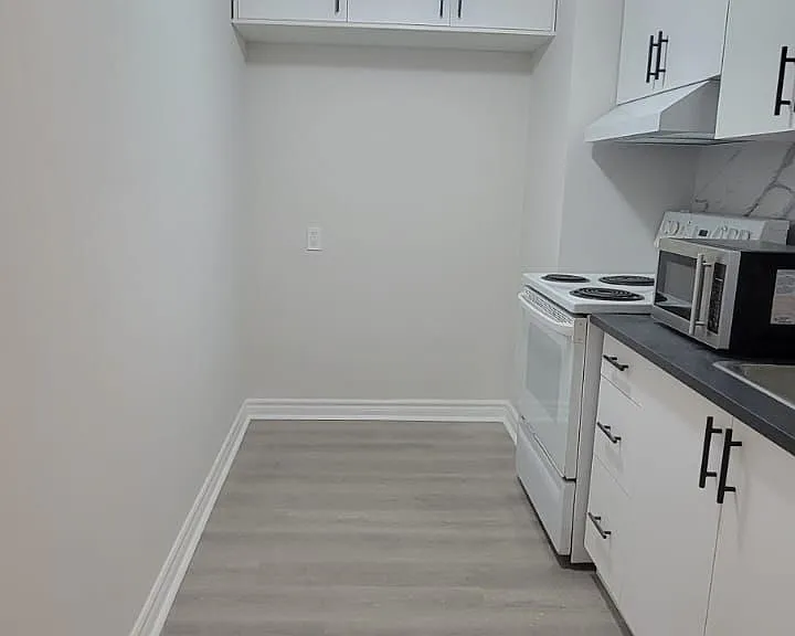 5 Greenwood Cres — Photo 9