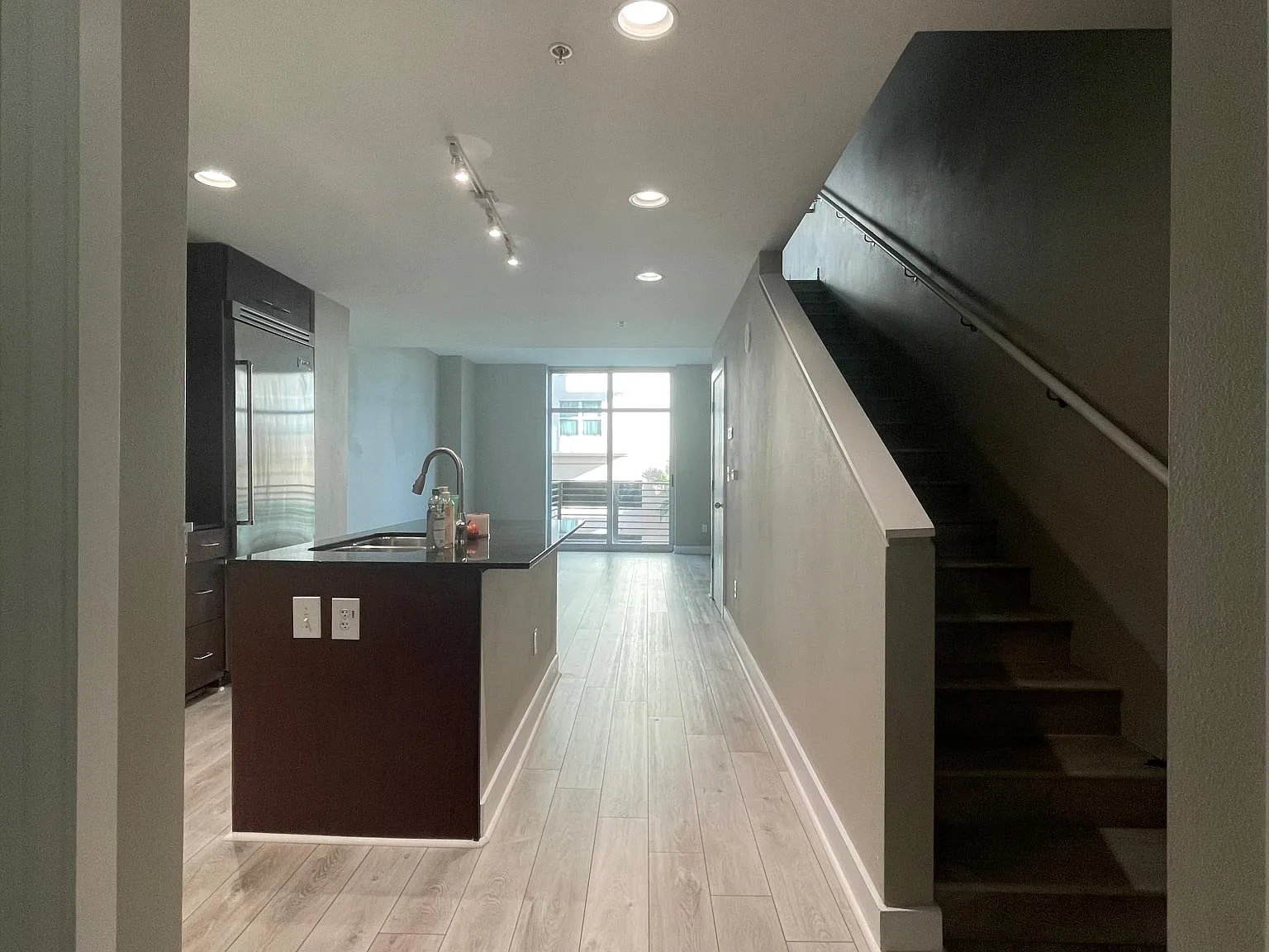 1208 E Kennedy Blvd — Photo 1