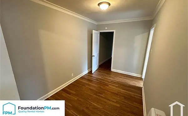 3326 Rosamond Ave — Photo 6