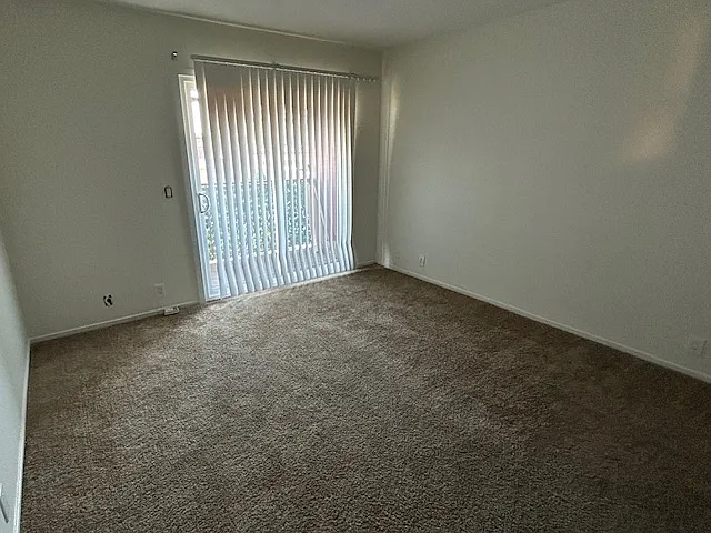 51080 Eisenhower Dr #R9 — Photo 29