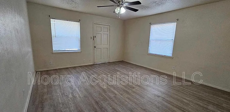 1433 S Rusk St — Photo 7