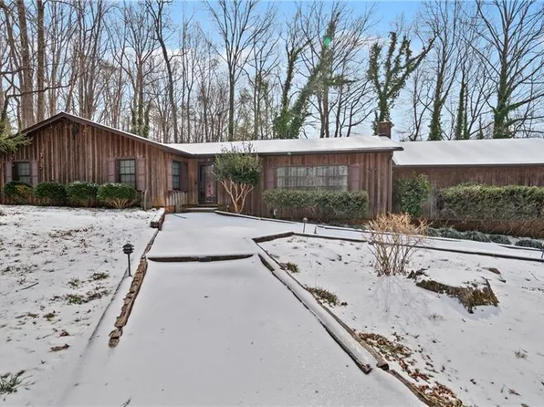 4804 Sidney Ln, Mc Leansville, NC 27301