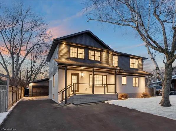 1037 Wayne Pl, Burlington, ON L7T 3R5