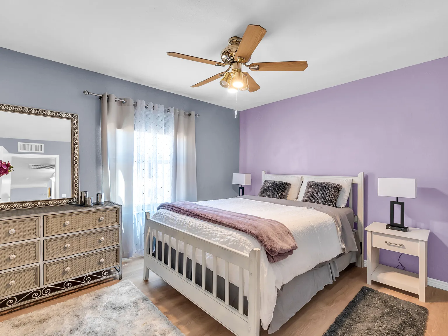 3 bed, 1115 sqft, $2,200 — Photo 3