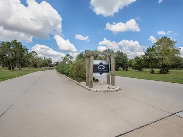 2710 Whispering Pine Dr, Alvin, TX 77511