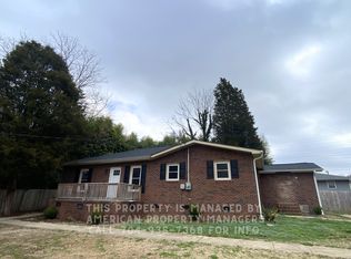 135 Earnhardt Ave, Salisbury, NC 28144