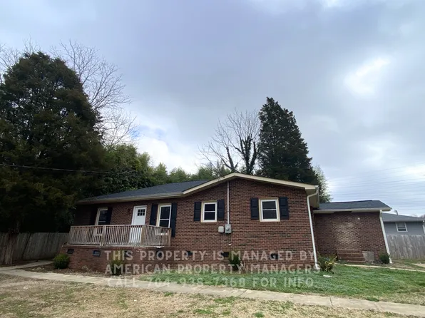 135 Earnhardt Ave, Salisbury, NC 28144