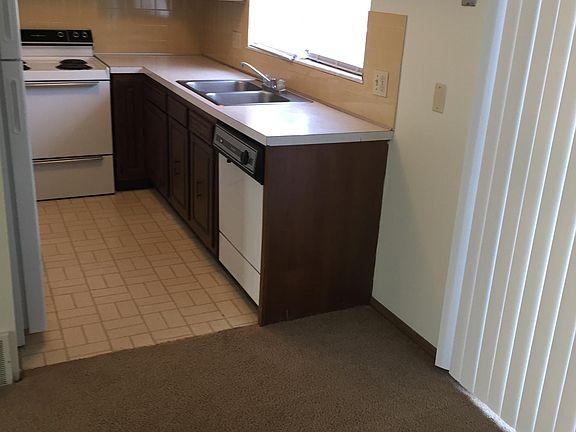 3rd image of 1253 Hibbard Dr
