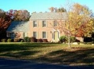 14816 Green Post Ct, Centreville, VA 20121