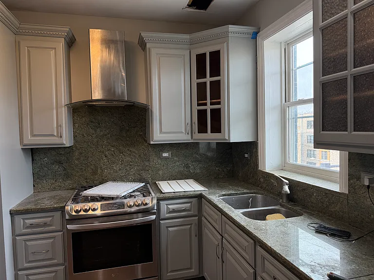 3234 W Fullerton Ave #REAR — Photo 2