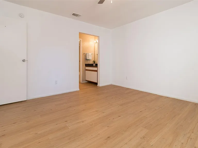 9707 Richmond Ave #134 — Photo 9