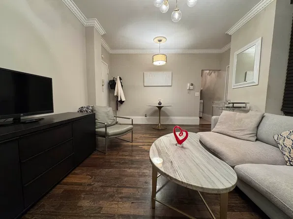 112 W 72nd St APT 3D, New York, NY 10023
