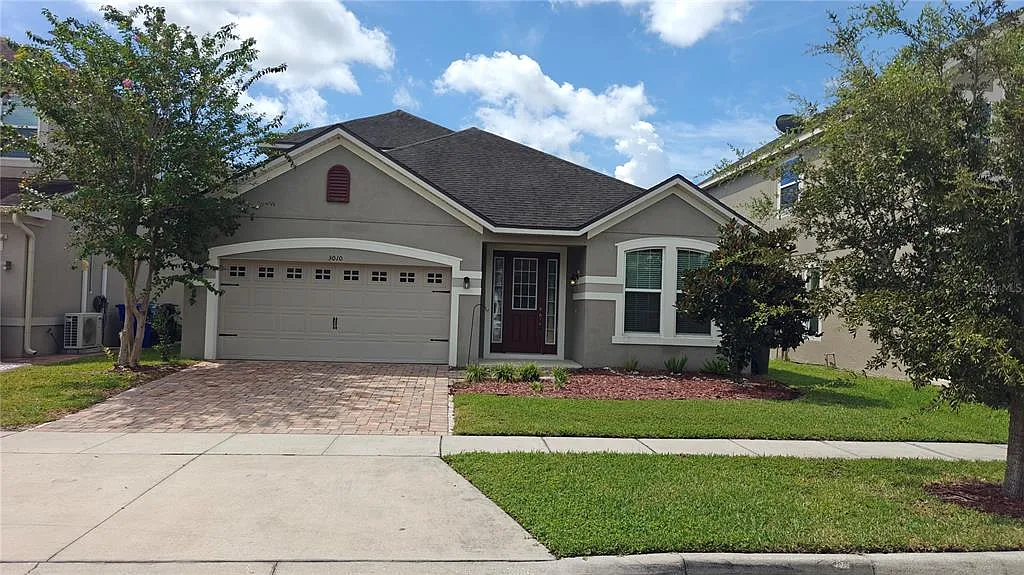 4 bed, 4.0 bath, 2811 sqft, $3,299 — Photo 1