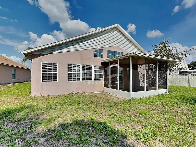 1718 Westminster Trl — Photo 27
