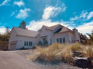 4915 Gronmark Ln, Seaside, OR 97138