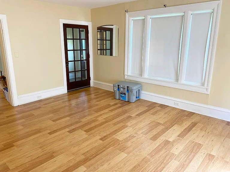 810 Steuben St — Photo 2