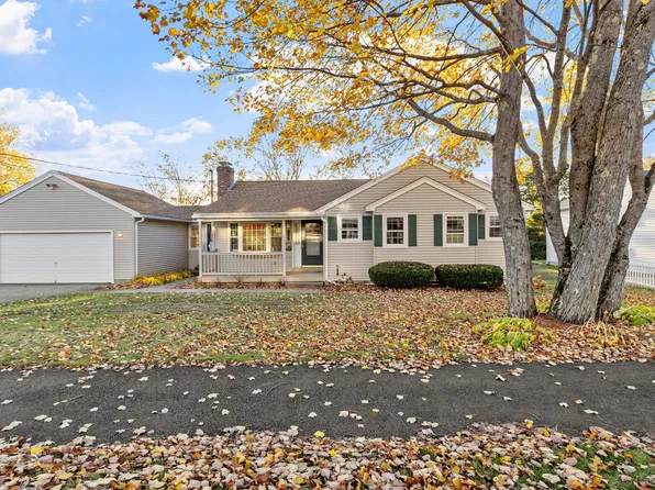 122 Century Way, Gardner, MA 01440