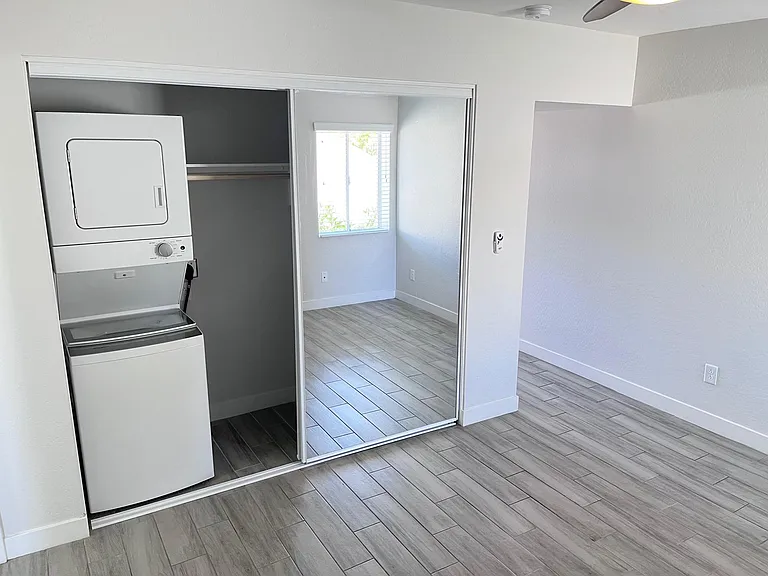 70 E Mitchell Dr #203 — Photo 18