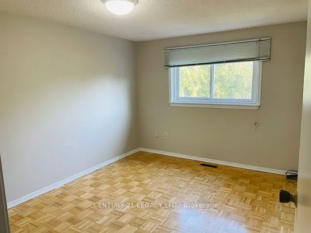 65 Bradstone Sq — Photo 10