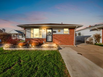 17438 Russell Ave, Allen Park, MI, 48101