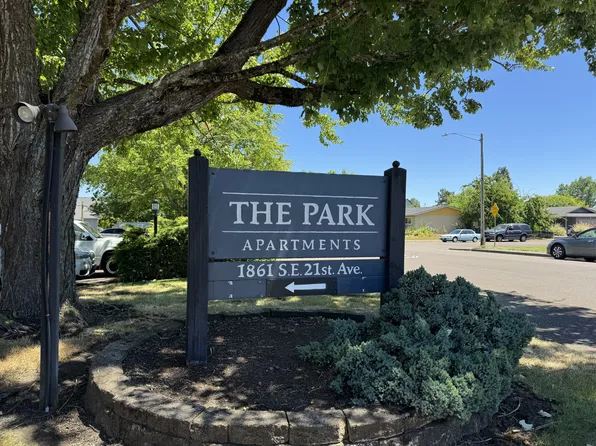 The Park Apartments, 1861 21st Ave SE #0, Albany, OR 97322