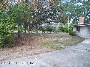 4th image of 535 Royal Palms Dr
